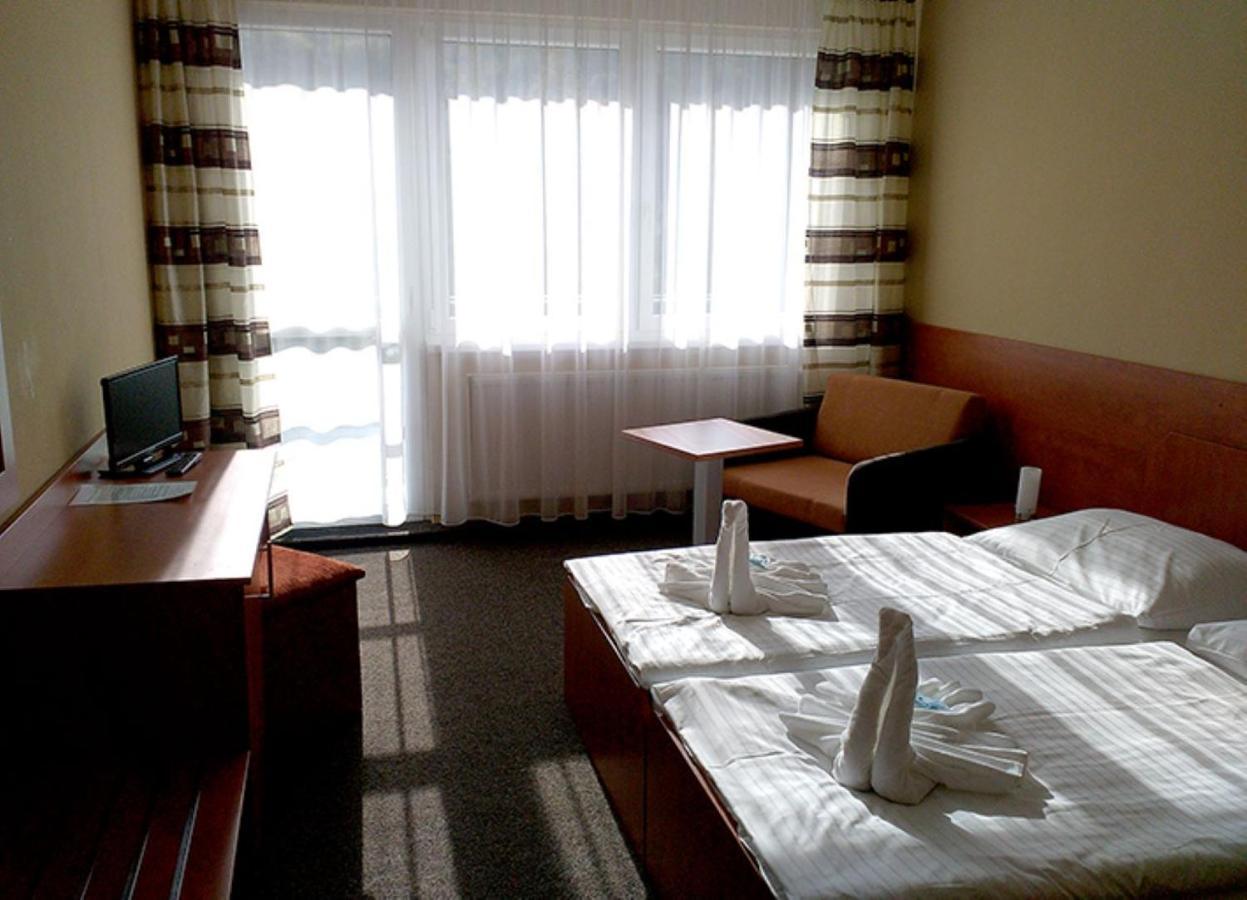 Hotel Panorama Теплице Экстерьер фото