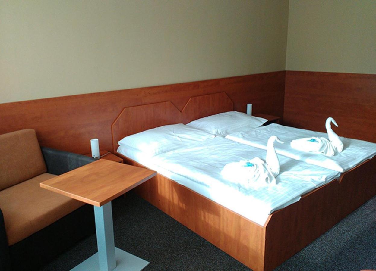 Hotel Panorama Теплице Экстерьер фото